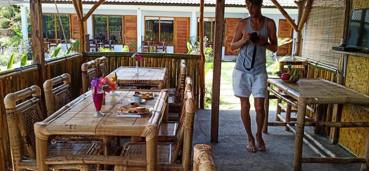 Elisa Homestay Areguling Kuta  Екстер'єр фото