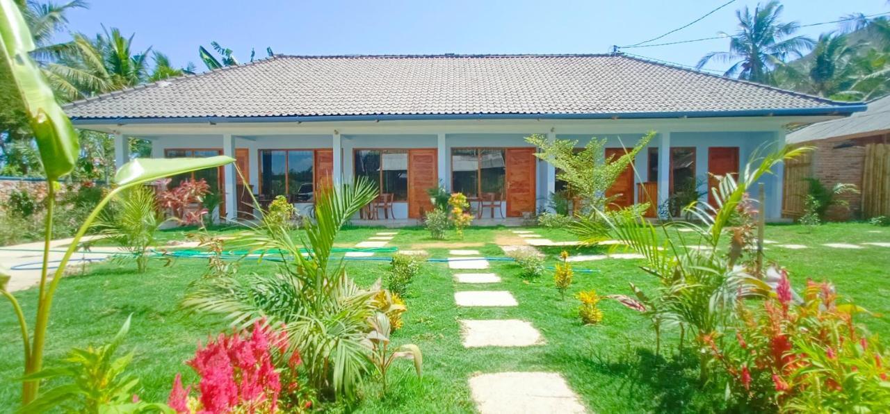 Elisa Homestay Areguling Kuta  Екстер'єр фото