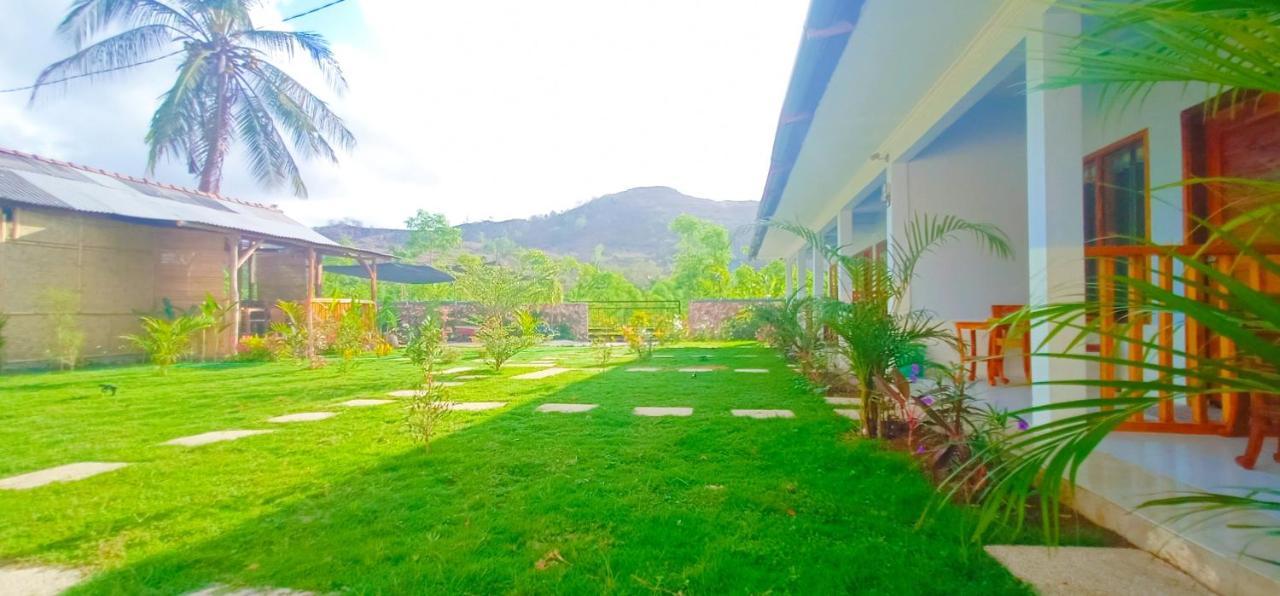 Elisa Homestay Areguling Kuta  Екстер'єр фото